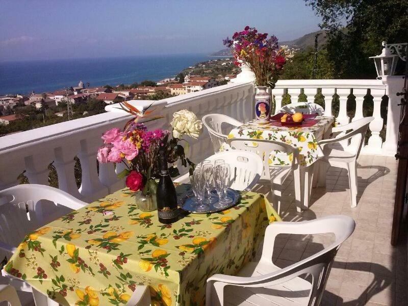 Villa Bella Vista Tropea Exterior foto